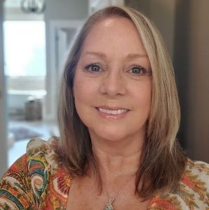 Meet your Posher, Karen